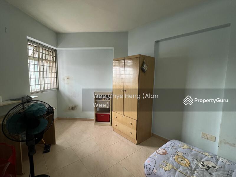 For Rent - 385 Bukit Batok West Avenue 5