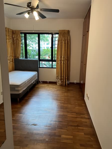Woodsvale, 9 Woodlands Drive 72, 3 Bedrooms, 1,227 sqft, Condominium For Rent, by Tony Kwek, 23673530 - PropertyGuru.com.sg