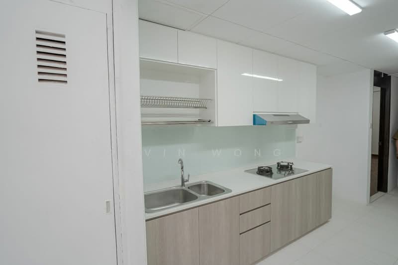 Orchard Towers, 400 Orchard Road, Room Rental, 120 sqft, Apartment For Rent, by Cavin Wong, 23675749 - PropertyGuru.com.sg