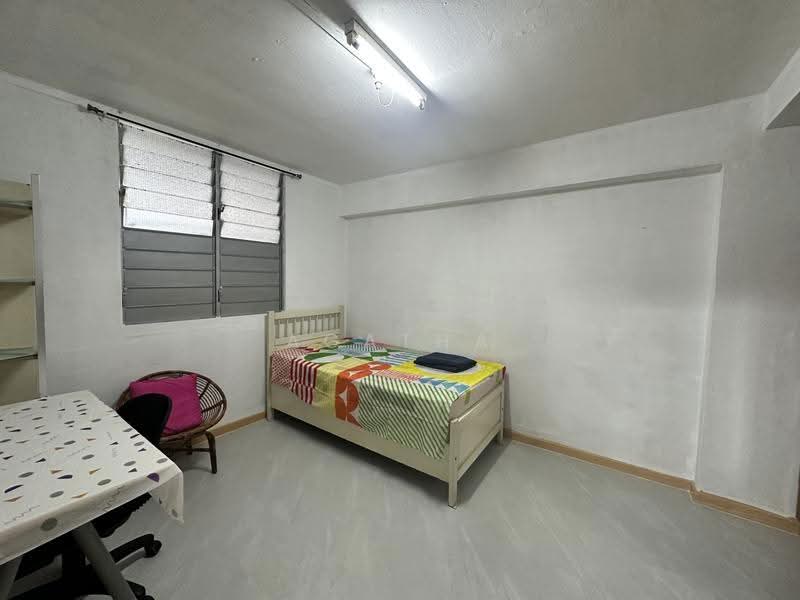 8 Jalan Bukit Ho Swee, 8 Jalan Bukit Ho Swee, Alexandra / Commonwealth, Room Rental, 100 sqft, HDB Flat For Rent, by Agatha Neo, 23676099 - Bedroom - PropertyGuru.com.sg