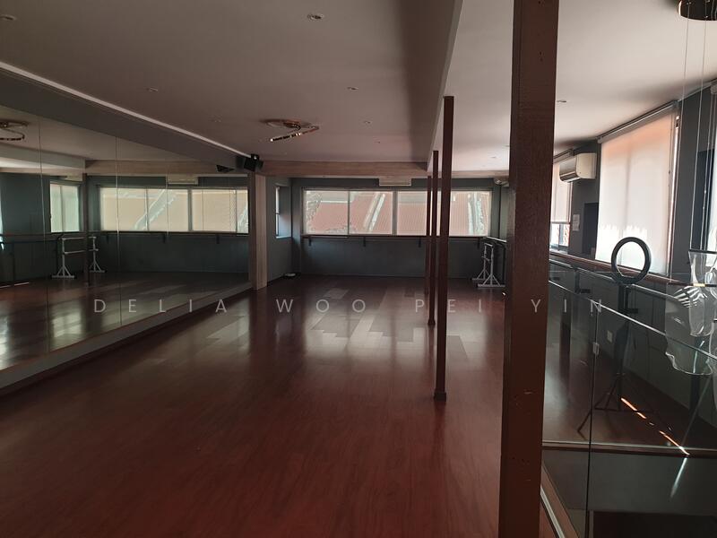 Walk Up Shophouse With Attic Along Amoy Street For Rent!, Amoy Street, 1,000 sqft, Shop / Shophouse For Rent, by Delia Woo Pei Yin, 23676362 - CommercialGuru.com.sg