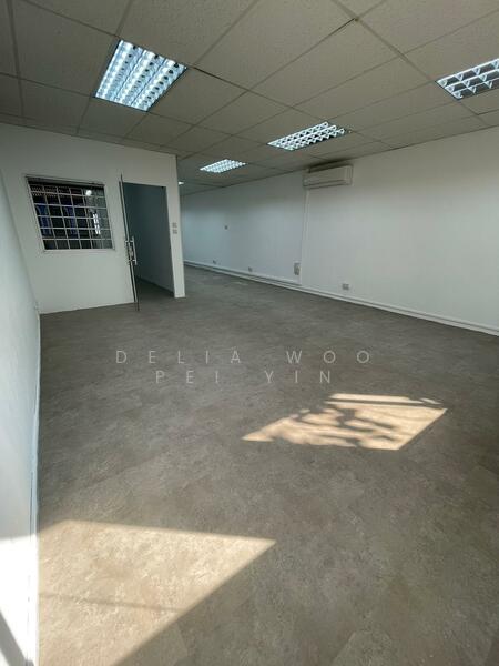 Walk Up Shophouse With Attic Along Amoy Street For Rent!, Amoy Street, 1,000 sqft, Shop / Shophouse For Rent, by Delia Woo Pei Yin, 23676362 - CommercialGuru.com.sg