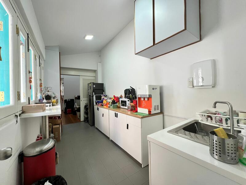 Walk Up Shophouse With Attic Along Amoy Street For Rent!, Amoy Street, 1,000 sqft, Shop / Shophouse For Rent, by Delia Woo Pei Yin, 23676362 - CommercialGuru.com.sg