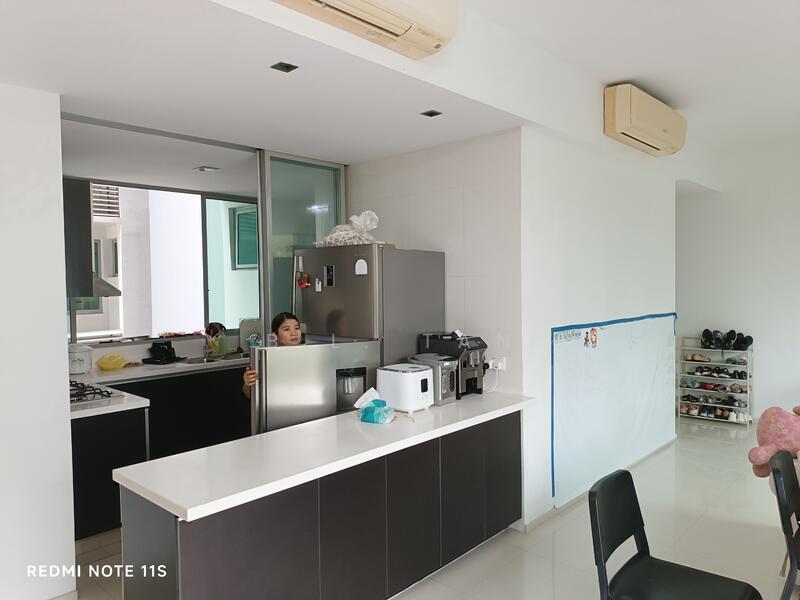 For Rent - Botannia