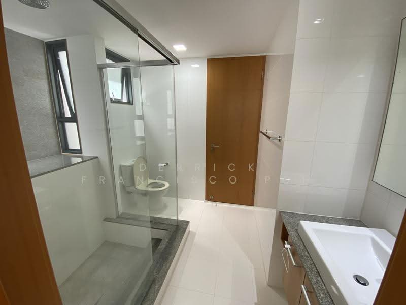 The Pier at Robertson, 80 Mohamed Sultan Road, Orchard / River Valley, 1 Bedroom, 678 sqft, Apartment For Rent, by Derrick Francisco Poh, 23677192 - Bathroom - PropertyGuru.com.sg