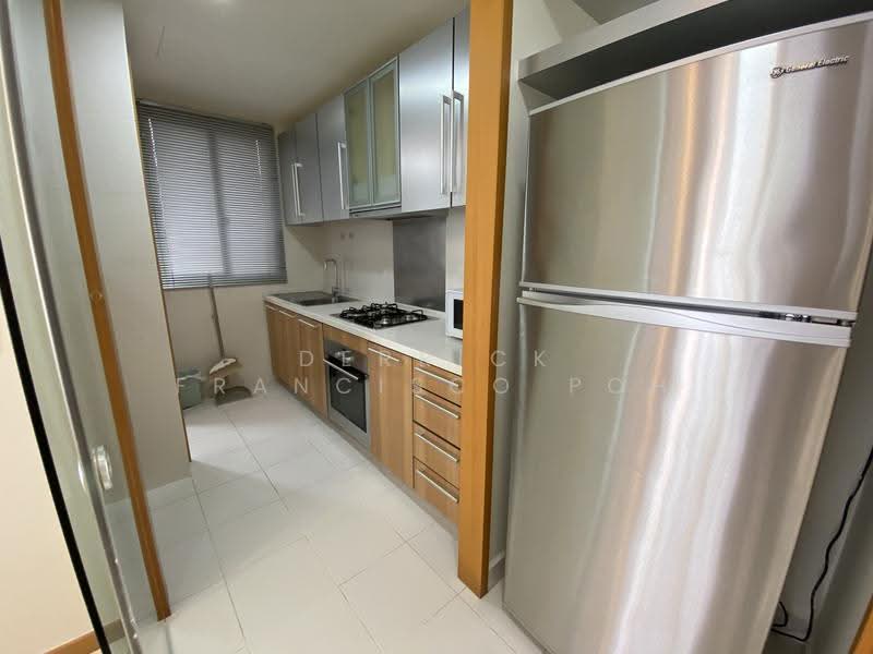 The Pier at Robertson, 80 Mohamed Sultan Road, Orchard / River Valley, 1 Bedroom, 678 sqft, Apartment For Rent, by Derrick Francisco Poh, 23677192 - Kitchen - PropertyGuru.com.sg