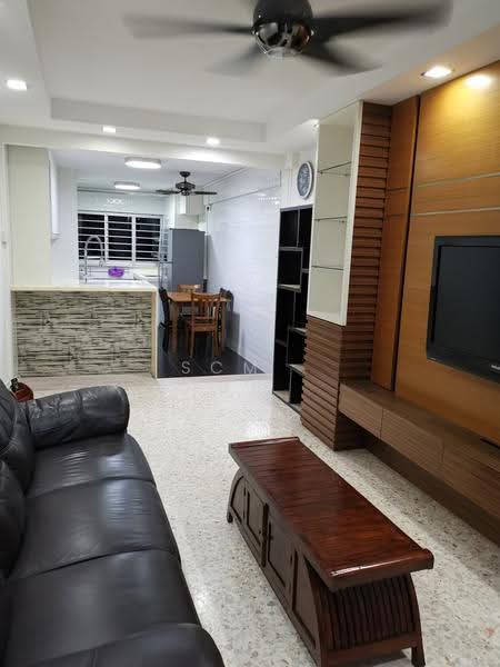 Beautifully renovated 3rm flat