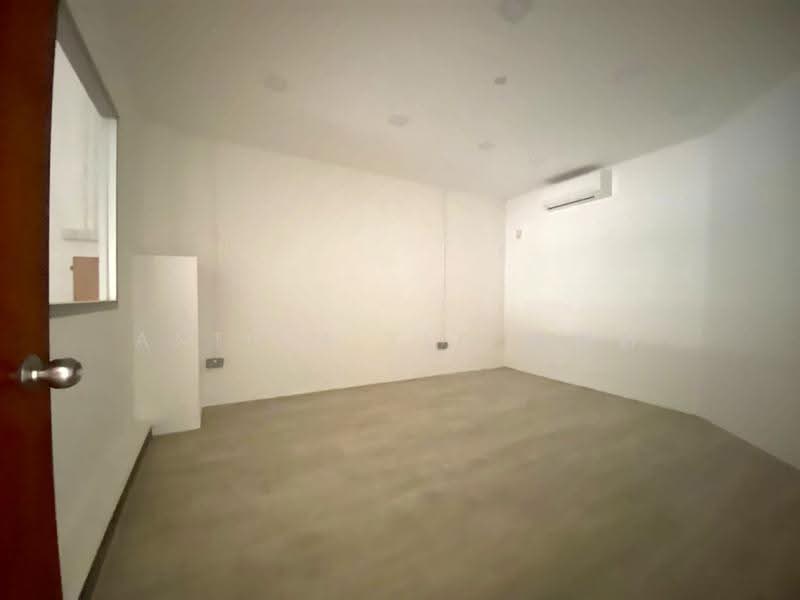 Well renovated Sam Leong shop house for rent, Sam Leong Road, Farrer Park / Serangoon Rd, 2,600 sqft, Shop / Shophouse For Rent, by Anthea Yeo 杨丽娇, 23679628 - CommercialGuru.com.sg