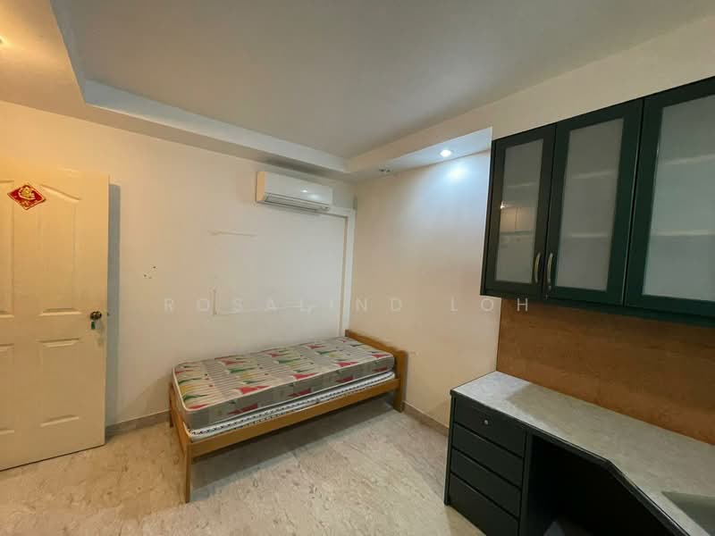 208 Bukit Batok Street 21, 208 Bukit Batok Street 21, 2 Bedrooms, 785 sqft, HDB Flat For Rent, by Rosalind Loh, 23681323 - PropertyGuru.com.sg