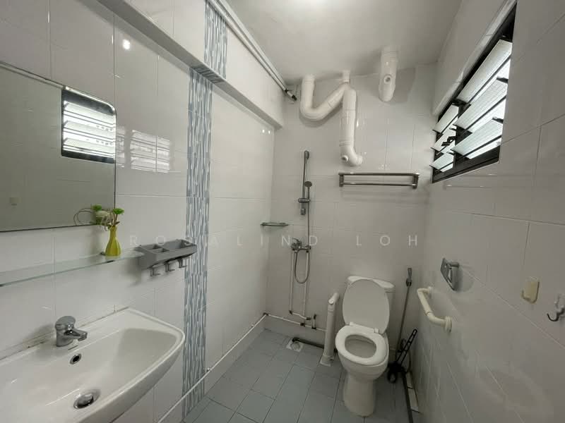 208 Bukit Batok Street 21, 208 Bukit Batok Street 21, 2 Bedrooms, 785 sqft, HDB Flat For Rent, by Rosalind Loh, 23681323 - PropertyGuru.com.sg