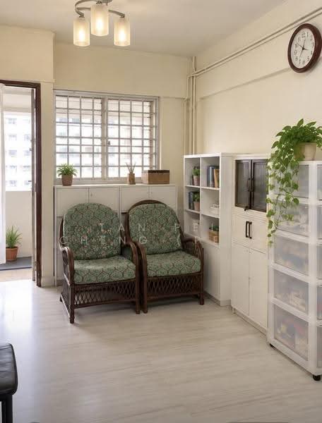 256 Ang Mo Kio Avenue 4, 256 Ang Mo Kio Avenue 4, Ang Mo Kio / Bishan / Thomson, 2 Bedrooms, 785 sqft, HDB Flat For Rent, by Tan Pei Cheng (Pei), 23683879 - Living Room - PropertyGuru.com.sg