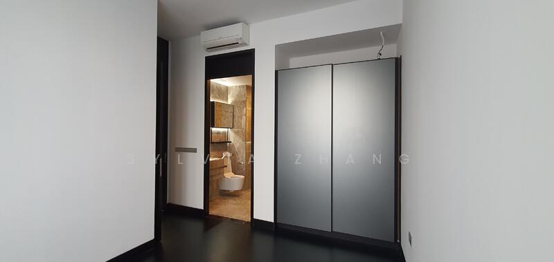 For Rent - Martin Modern