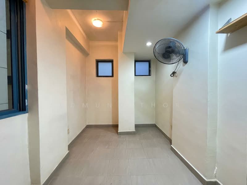 Westcove Condo, 16 West Coast Crescent, 2 Bedrooms, 1,141 sqft, Condominium For Rent, by Edmund Thor, 23686286 - PropertyGuru.com.sg