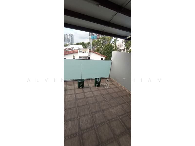 Room in semi-detached house near clementi, Faber Ave, Room Rental, 260 sqft, Semi-Detached House For Rent, by Alvin Chua Thiam Siew, 23687139 - PropertyGuru.com.sg