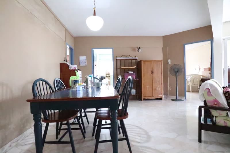 115 Bukit Batok West Avenue 6, 115 Bukit Batok West Avenue 6, 3 Bedrooms, 1,420 sqft, HDB Flat For Rent, by Lawrence Tan, 23687286 - Dinning Area - PropertyGuru.com.sg