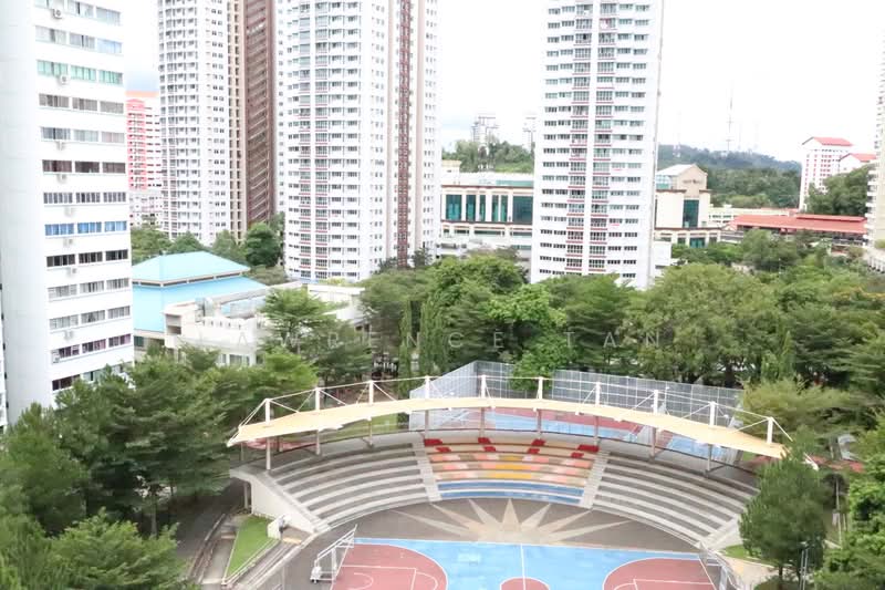 115 Bukit Batok West Avenue 6, 115 Bukit Batok West Avenue 6, 3 Bedrooms, 1,420 sqft, HDB Flat For Rent, by Lawrence Tan, 23687286 - Balcony View - PropertyGuru.com.sg