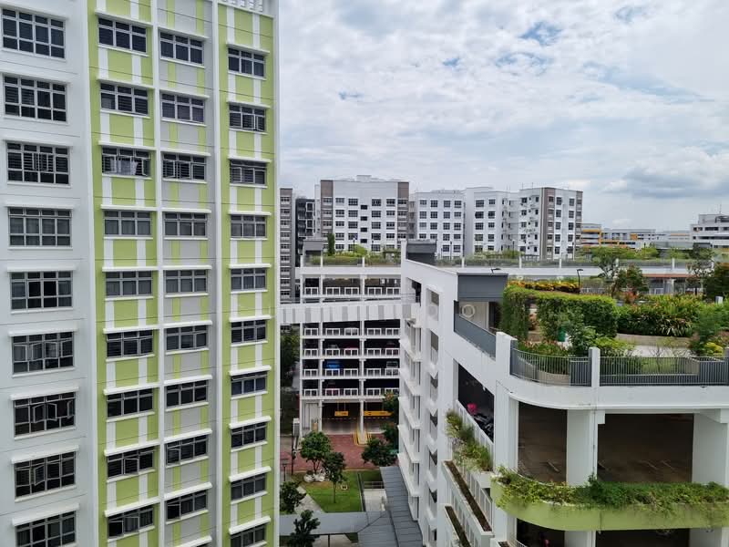 673A Fern Grove @ Yishun, 673A Yishun Avenue 4, 3 Bedrooms, 1,206 sqft, HDB Flat For Rent, by Cleo Foo, 23688363 - PropertyGuru.com.sg