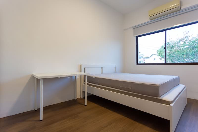 For Rent - 105 Jalan Kembangan