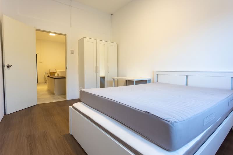 For Rent - 105 Jalan Kembangan