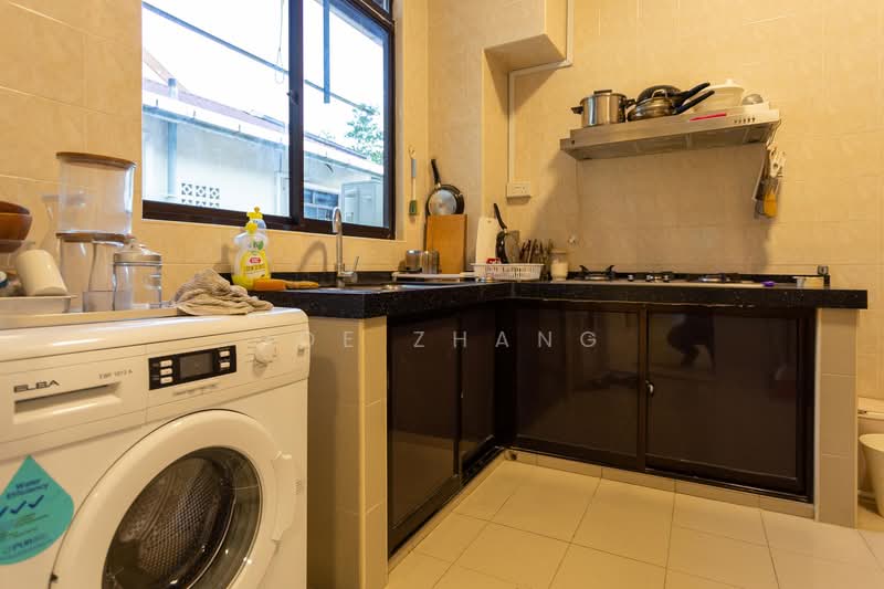 For Rent - 105 Jalan Kembangan