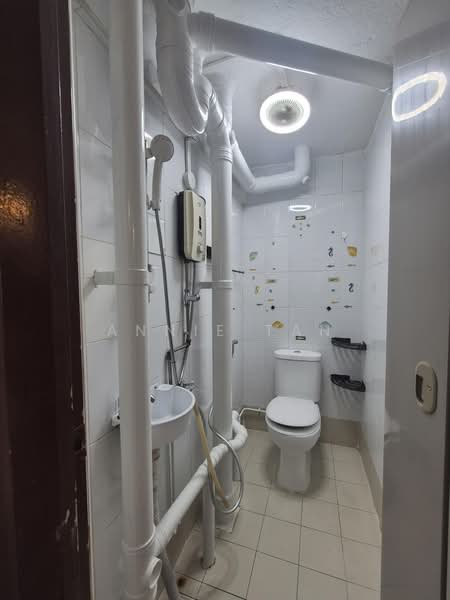 26 Jalan Klinik, 26 Jalan Klinik, 2 Bedrooms, 645 sqft, HDB Flat For Rent, by Annie Tan, 23690149 - PropertyGuru.com.sg