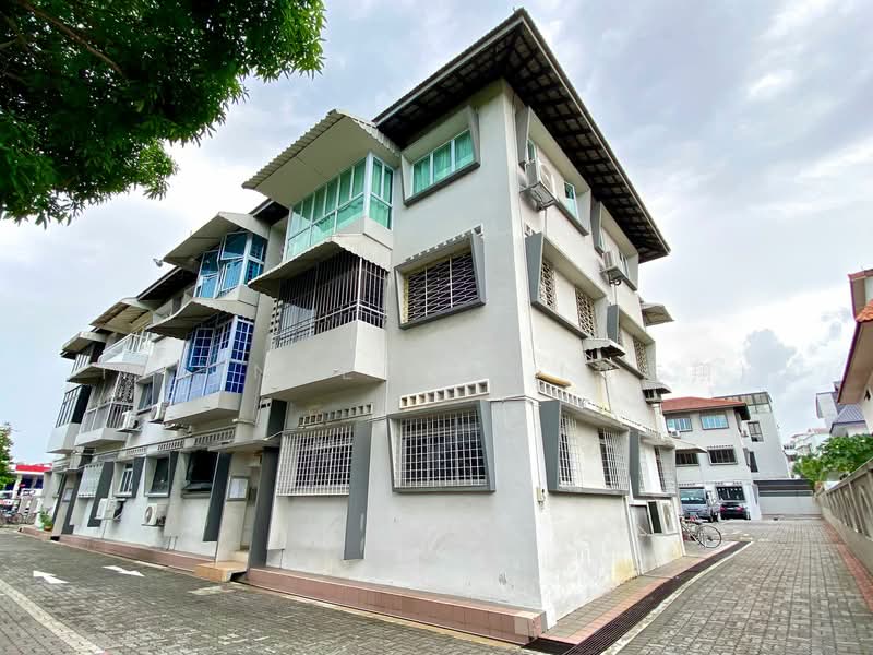 Still Mansion, 2 Still Road, 3 Bedrooms, 1,088 sqft, Walk-up Apartment For Sale, by Terence Tee (郑志翔), 23690412 - PropertyGuru.com.sg
