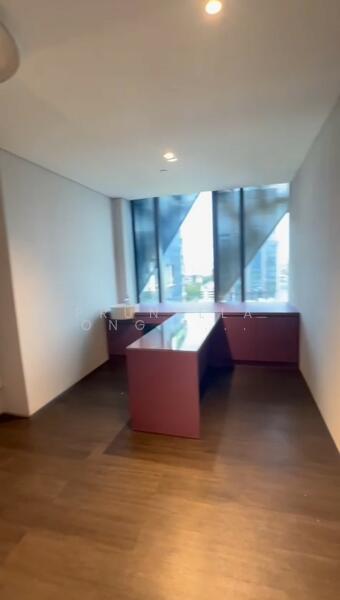 Connexion, 1 Farrer Park Station Road, 120 sqft, Medical For Rent, by Prunella Ong Lay Foon, 23690877 - CommercialGuru.com.sg