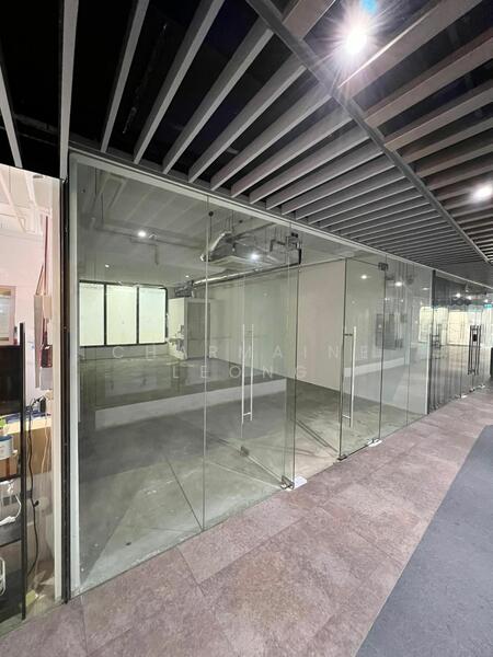 Hexacube, 160 Changi Road, 560 sqft, Mall Shop For Rent, by Charmaine Leong, 23692372 - Sample size photo for illustration use only - CommercialGuru.com.sg