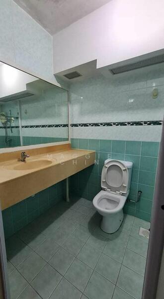 Master Bath with Large Vanity top and Mirror