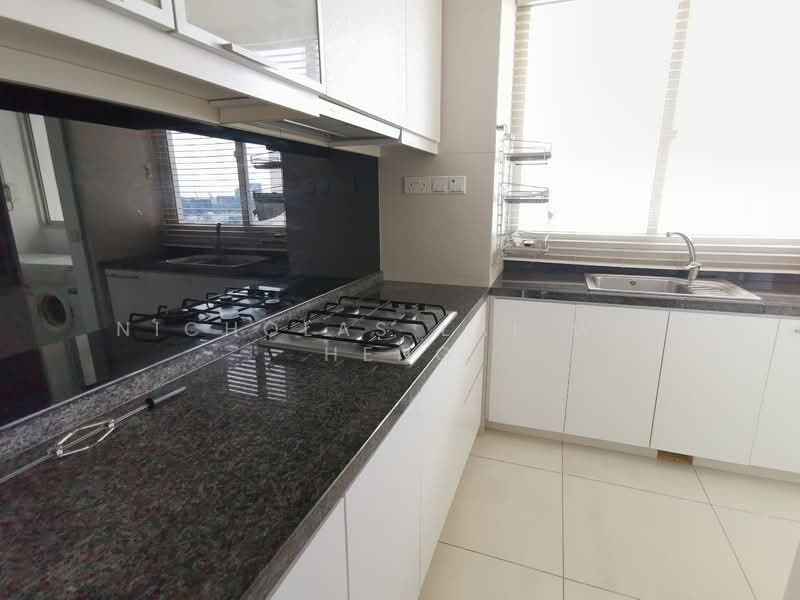 The Metropolitan Condominium, 8 Alexandra View, 2 Bedrooms, 1,066 sqft, Condominium For Rent, by Nicholas Lai Wai Heng, 23696250 - PropertyGuru.com.sg