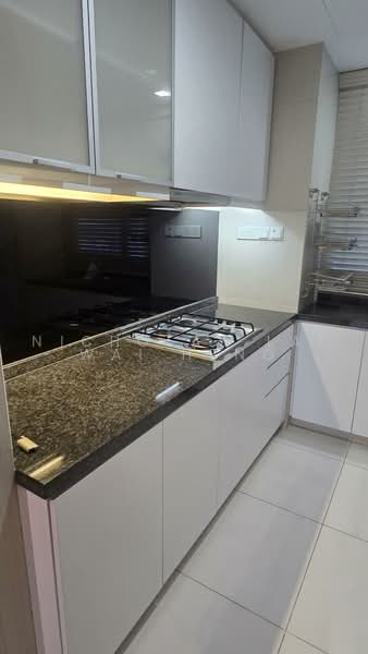 The Metropolitan Condominium, 8 Alexandra View, Alexandra / Commonwealth, 2 Bedrooms, 1,066 sqft, Condominium For Rent, by Nicholas Lai Wai Heng, 23696250 - PropertyGuru.com.sg