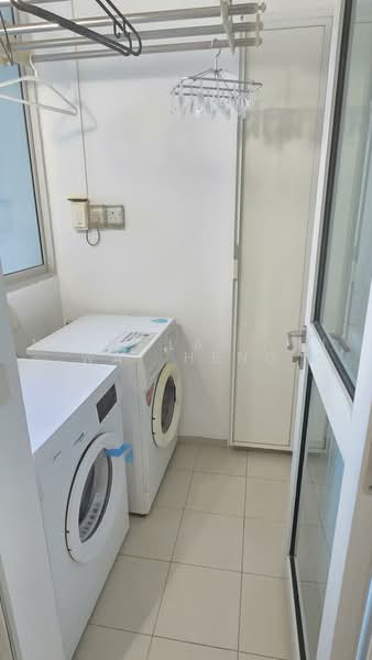The Metropolitan Condominium, 8 Alexandra View, Alexandra / Commonwealth, 2 Bedrooms, 1,066 sqft, Condominium For Rent, by Nicholas Lai Wai Heng, 23696250 - PropertyGuru.com.sg