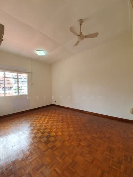 Thomson Garden Estate, , 4 Bedrooms, 2,000 sqft, Terraced House For Rent, by Mylene Neo, 23696712 - PropertyGuru.com.sg