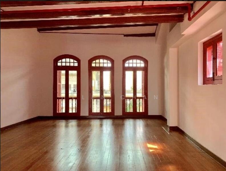 Far East Square, 31 Pekin Street, 947 sqft, Office For Rent, by Helen Chan, 23697614 - CommercialGuru.com.sg