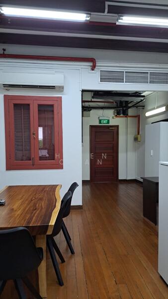 Far East Square, 31 Pekin Street, 947 sqft, Office For Rent, by Helen Chan, 23697614 - CommercialGuru.com.sg
