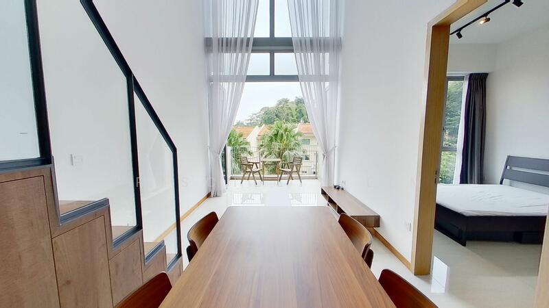 Spacious Living & Dining Areas 