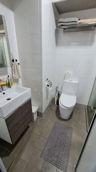 601C Punggol Central, 601C Punggol Central, 2 Bedrooms, 754 sqft, HDB Flat For Rent, by Audrey Lim, 23699009 - Master Toilet - PropertyGuru.com.sg