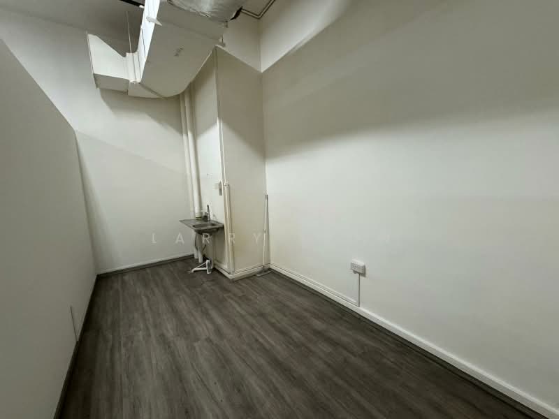 Ubi Techpark, 10 Ubi Crescent, 1,130 sqft, Light Industrial (B1) For Sale, by Larry Yeow, 23699598 - CommercialGuru.com.sg