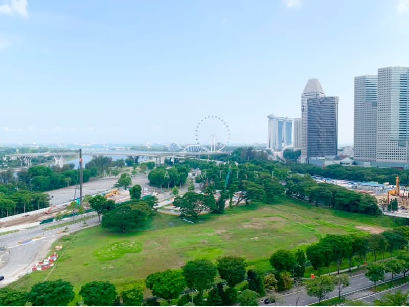 Concourse Skyline, 302 Beach Road, Beach Road / Bugis / Rochor, 2 Bedrooms, 1,356 sqft, Condominium For Sale, by Maya Mitsis, 23707753 - PropertyGuru.com.sg