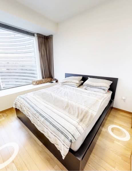Concourse Skyline, 302 Beach Road, Beach Road / Bugis / Rochor, 2 Bedrooms, 1,356 sqft, Condominium For Sale, by Maya Mitsis, 23707753 - PropertyGuru.com.sg