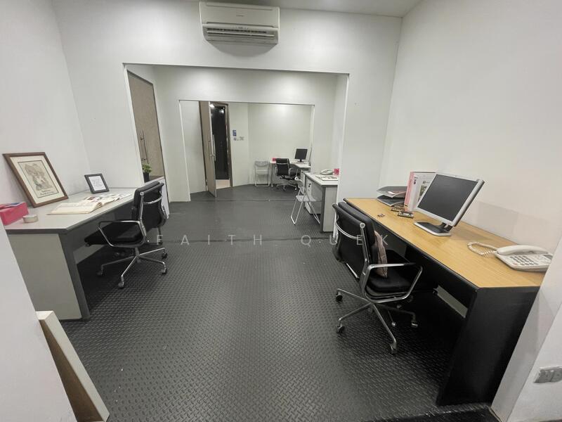 Wcega Tower, 21 Bukit Batok Crescent, 400 sqft, Light Industrial (B1) For Rent, by Faith Quek, 23711232 - CommercialGuru.com.sg
