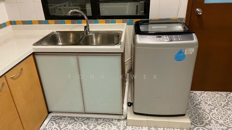 Woodsvale, 1 Woodlands Drive 72, Room Rental, 120 sqft, Condominium For Rent, by Tony Kwek, 23714032 - PropertyGuru.com.sg