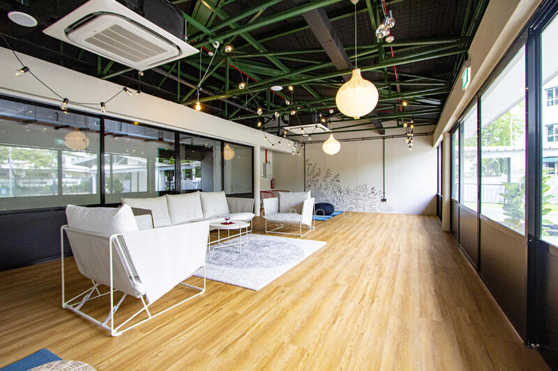 Social Lounge