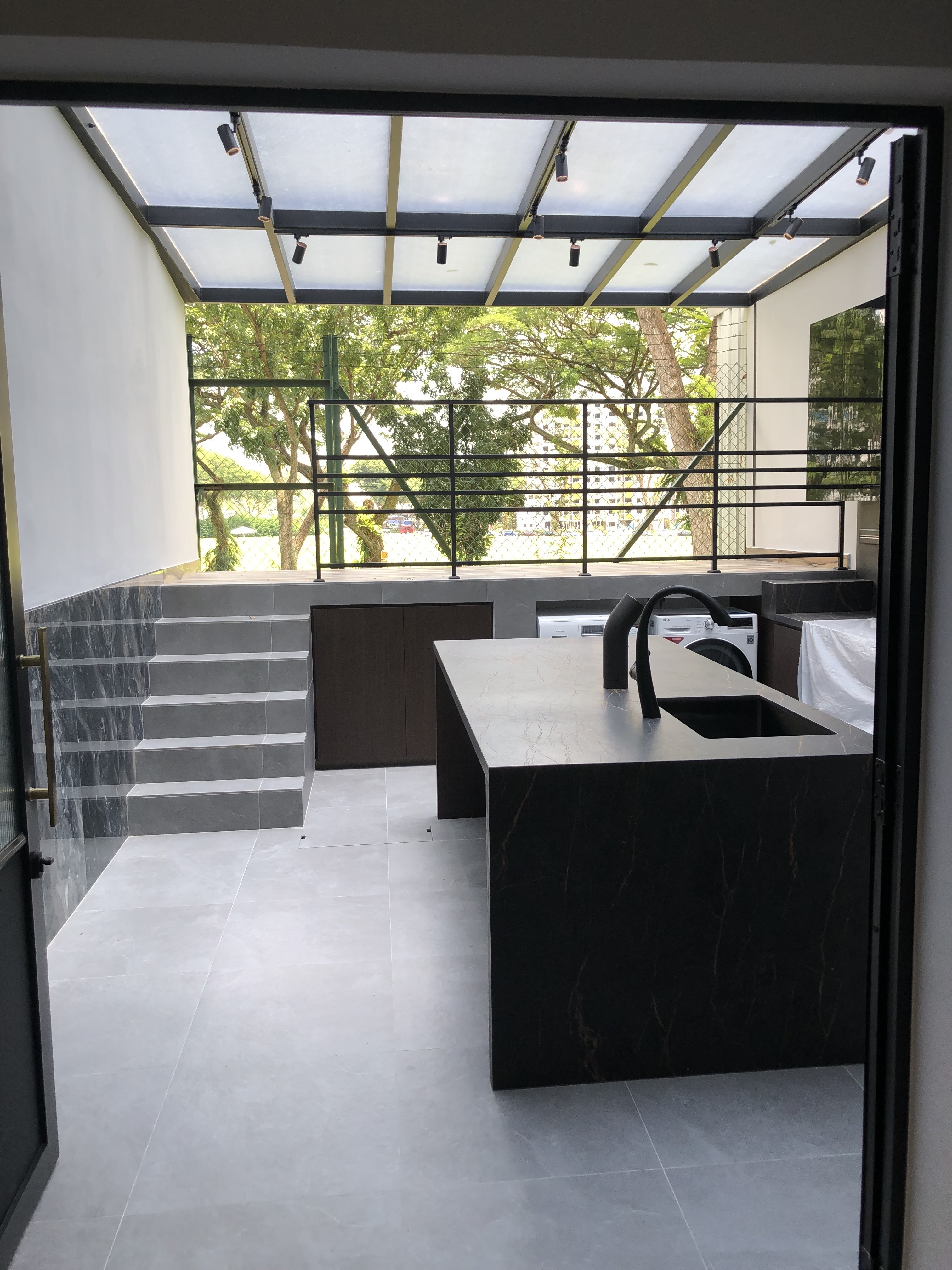For Rent - Thomson Garden Estate