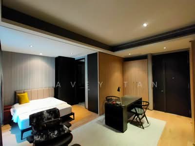 For Rent - OUE Twin Peaks