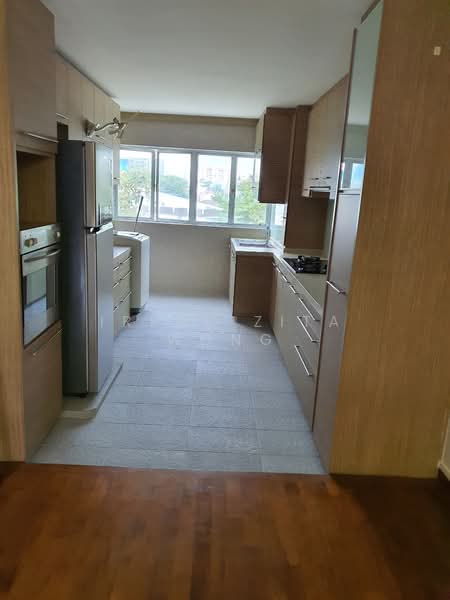 For Rent - 222 Serangoon Avenue 4