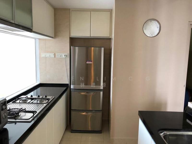 The Lakeshore, 33 Jurong West Street 41, Boon Lay / Jurong / Tuas, 2 Bedrooms, 926 sqft, Condominium For Rent, by Darren Lim, 23724549 - PropertyGuru.com.sg