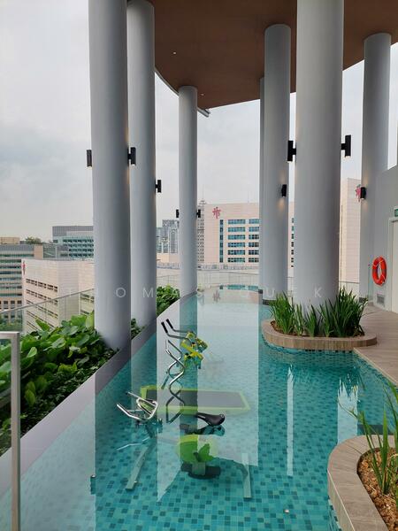 Neu at Novena, 27 Moulmein Rise, Newton / Novena, 2 Bedrooms, 549 sqft, Condominium For Sale, by Thomas Quek, 23724657 - infinity pool - PropertyGuru.com.sg
