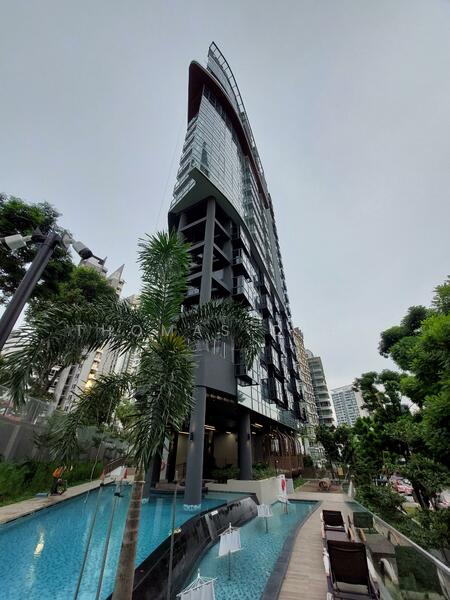Neu at Novena, 27 Moulmein Rise, Newton / Novena, 2 Bedrooms, 549 sqft, Condominium For Sale, by Thomas Quek, 23724657 - pool deck - PropertyGuru.com.sg