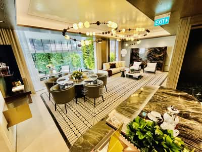 For Sale - Klimt Cairnhill